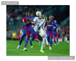 非法网站作弊细节：揭秘“视讯百家乐”中利用偏振镜片识别纸牌花纹的高科技手段。（非法平台作弊内幕：曝光视讯百家乐以偏振镜辨牌的高科技手法）