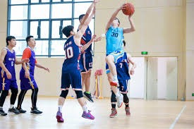 西甲聯賽 巴塞羅那主場1：0小勝華歷簡奴升上榜首