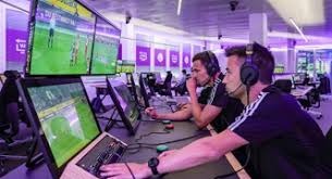 前巴萨总监：我们当时想签下伊萨克，目的是让他接替苏亚雷斯